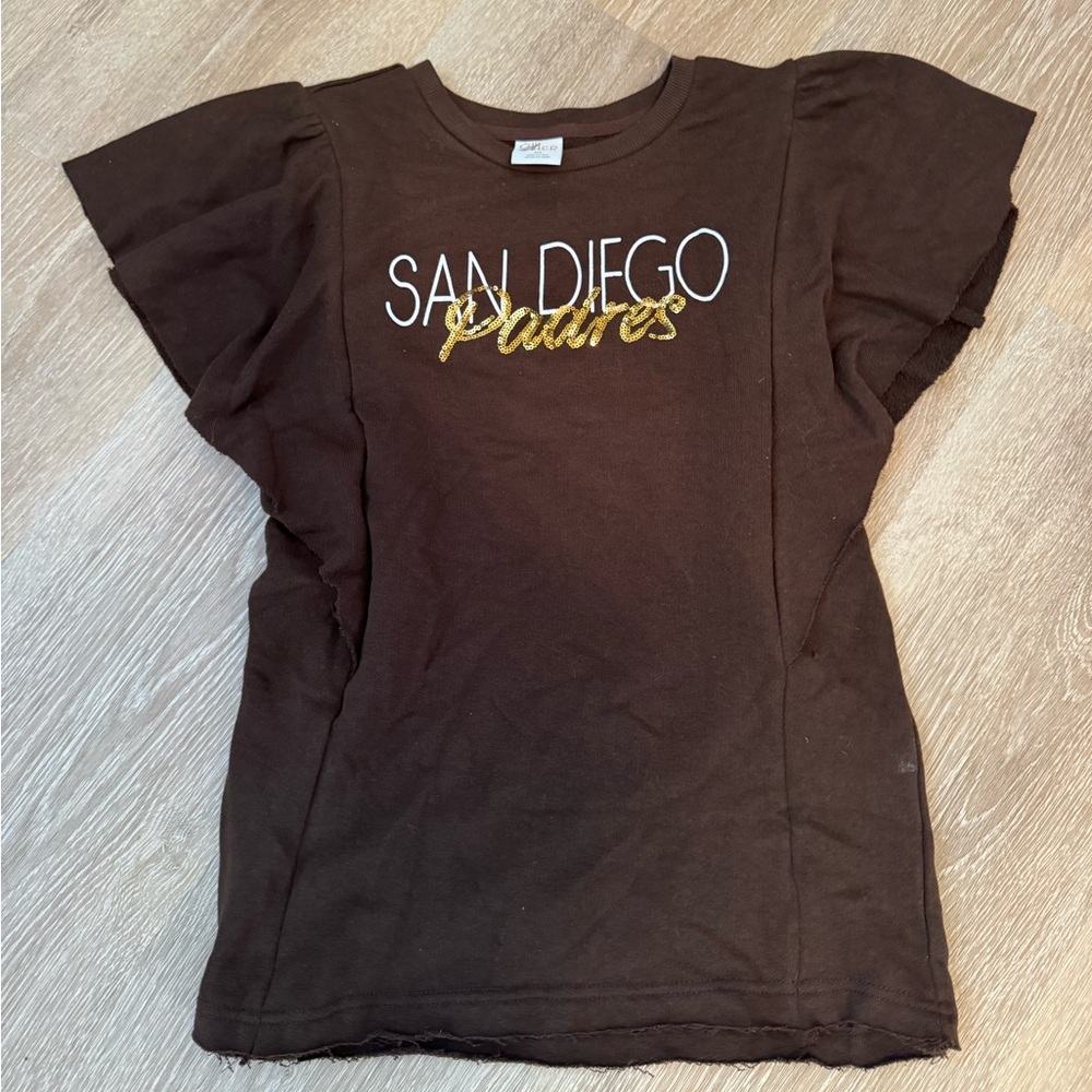 Size M San Diego Padres feminine top
